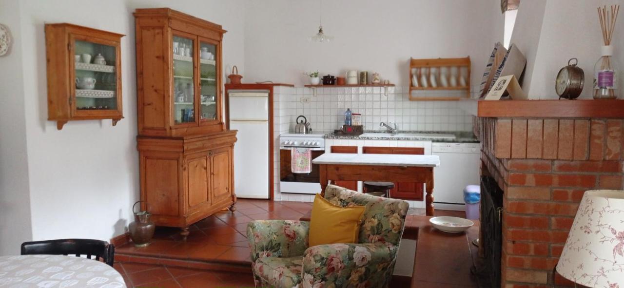 Casa Bartolacci Charme In Bivigliano Buitenkant foto
